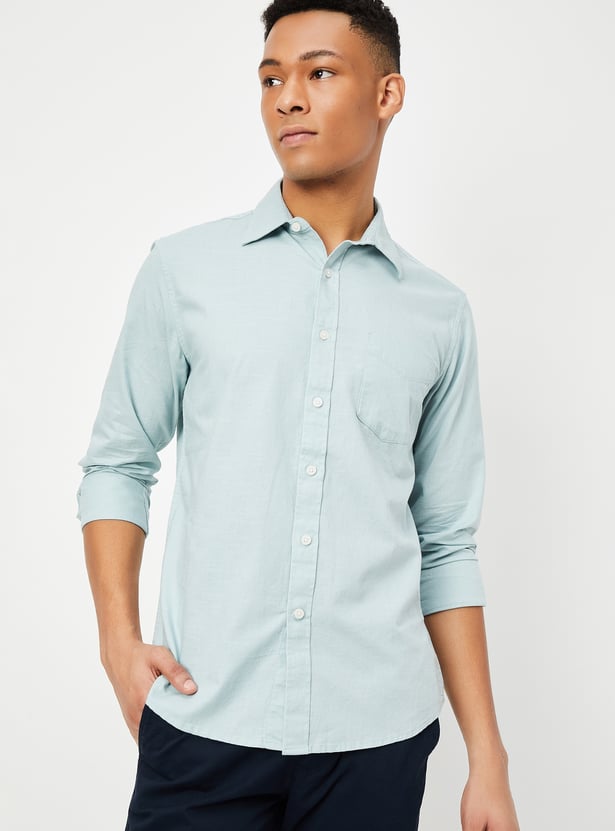 Men Solid Slim Fit Shirt