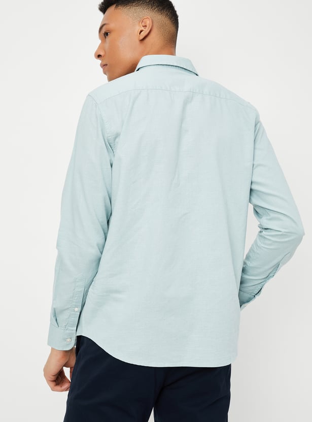 Men Solid Slim Fit Shirt