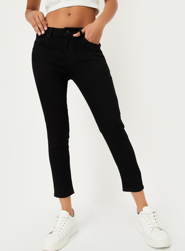 Women Solid Skinny Fit Jeans