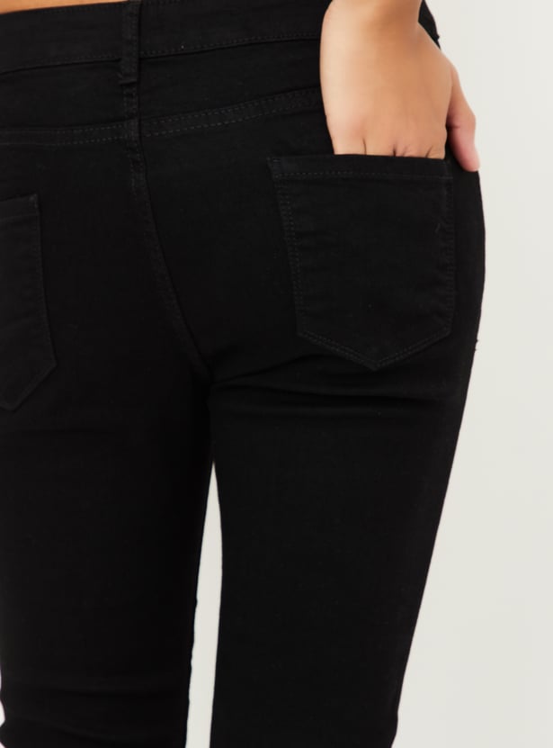 Women Solid Skinny Fit Jeans
