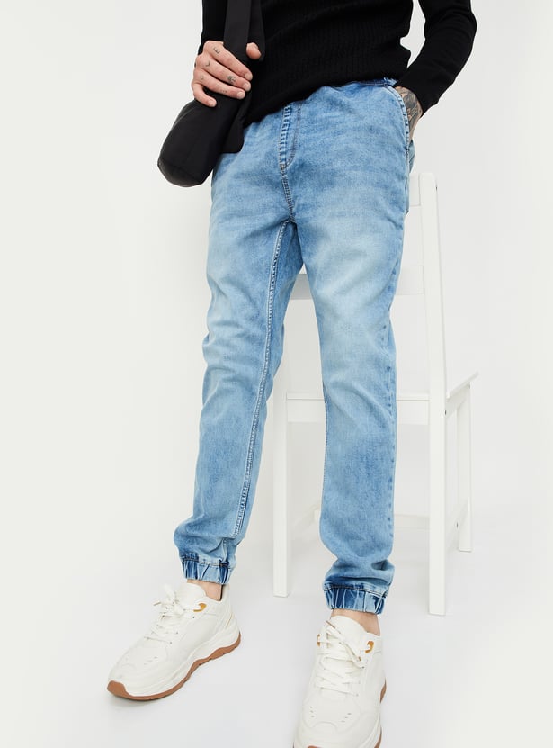 Men Washed Carrot Fit Jogger Jeans