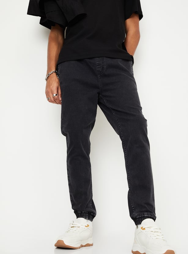 Men Washed Carrot Fit Jogger Jeans