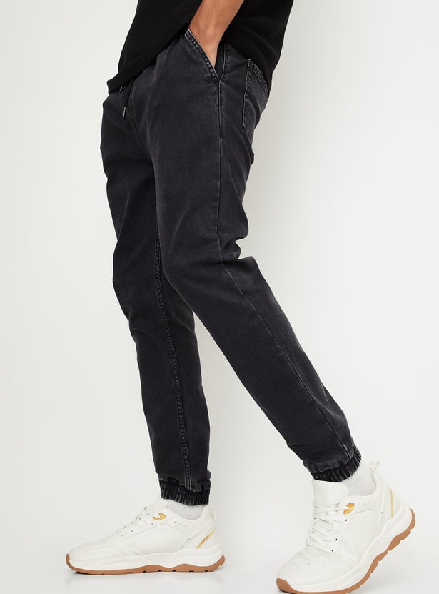 Men Washed Carrot Fit Jogger Jeans