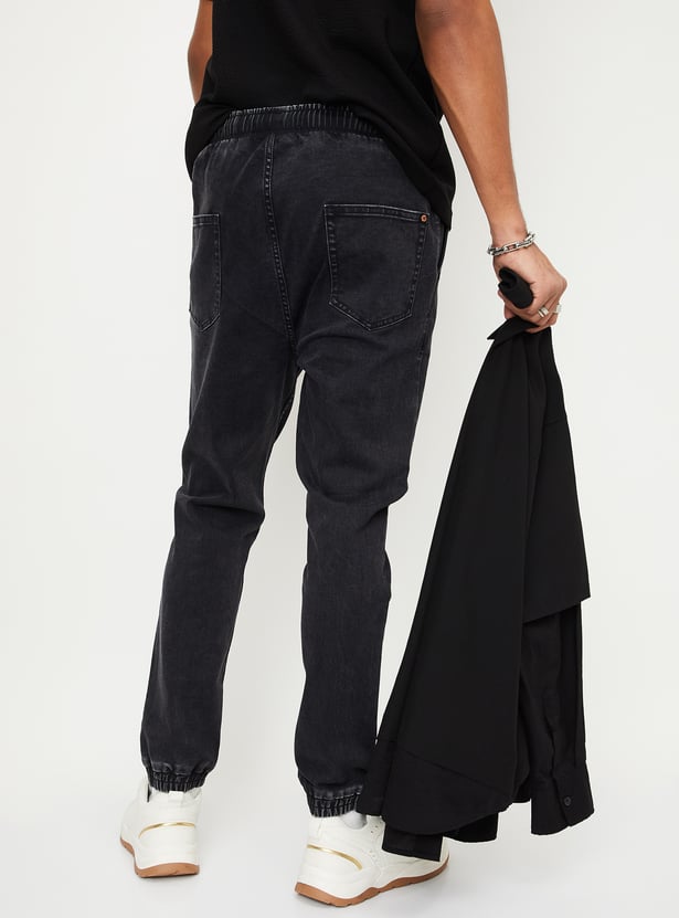 Men Washed Carrot Fit Jogger Jeans