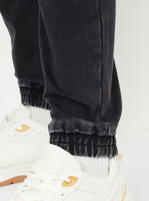 Men Washed Carrot Fit Jogger Jeans