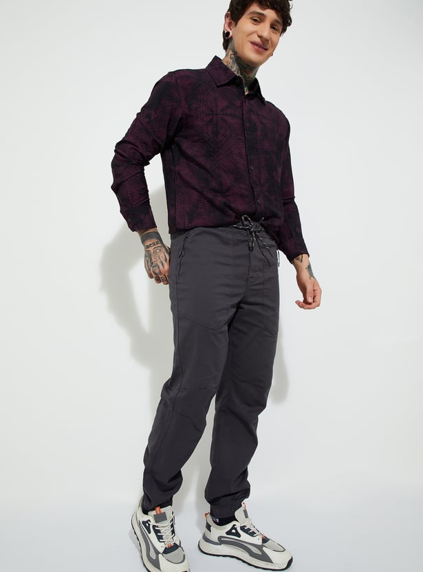 URB_N Men Textured Relaxed Fit Joggers