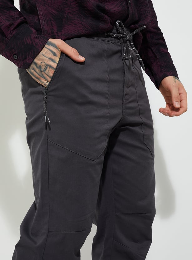 URB_N Men Textured Relaxed Fit Joggers