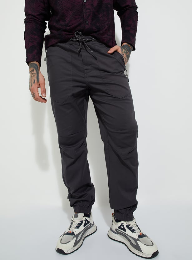 URB_N Men Textured Relaxed Fit Joggers