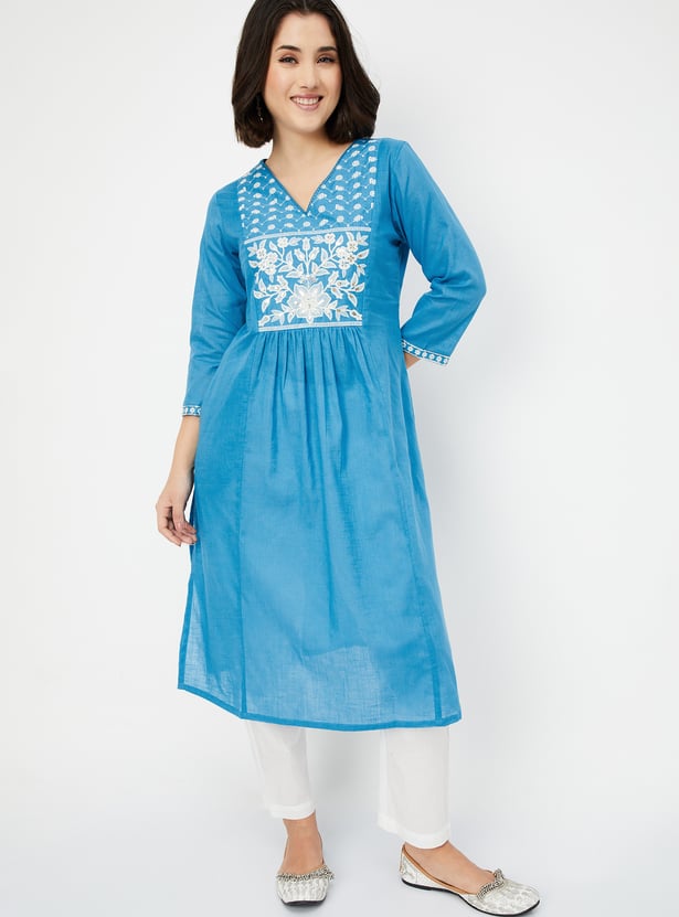 YKYK Buy Women Yoke Embroidered Straight Kurta Online at just Rs. 599.0