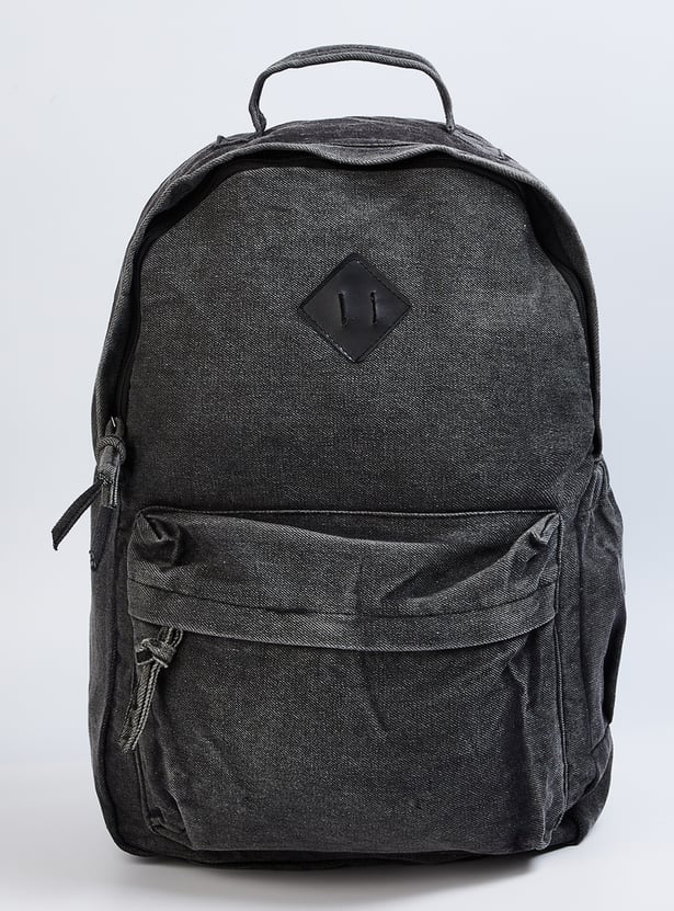 Men Textured Backpack