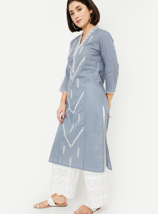 Women Embroidered Straight Kurta