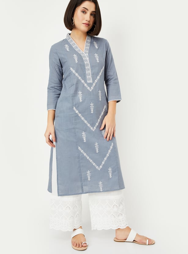 Women Embroidered Straight Kurta