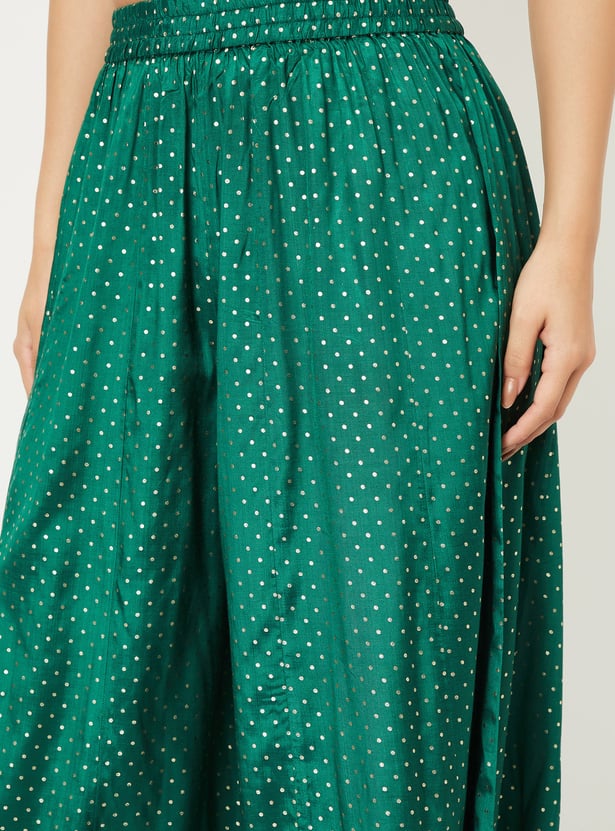 Modern Embroidered Kurtaset