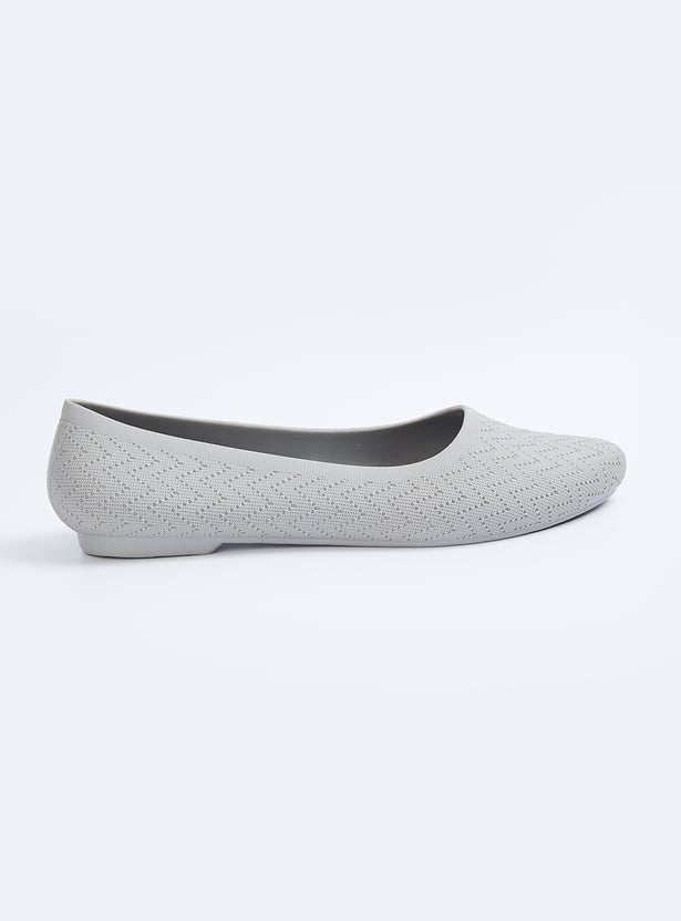 Women Perforations Ballerinas