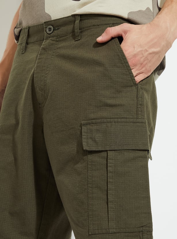 URB_N Men Solid Cargo Shorts