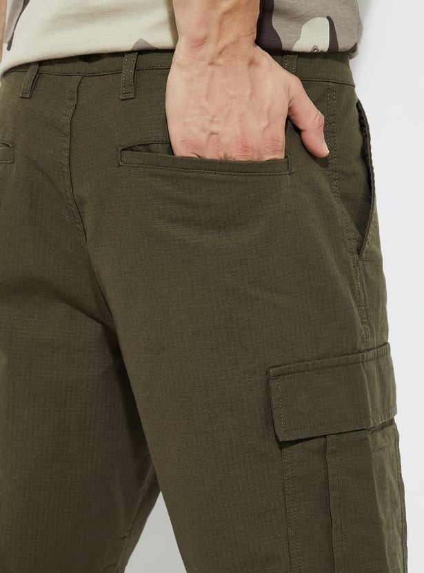 URB_N Men Solid Cargo Shorts