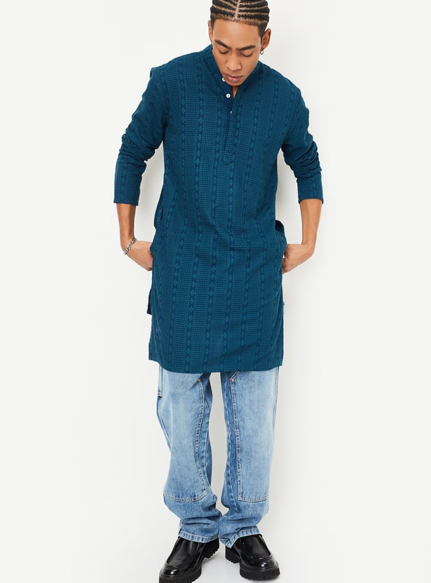 Men Embroidered Regular Fit Kurta