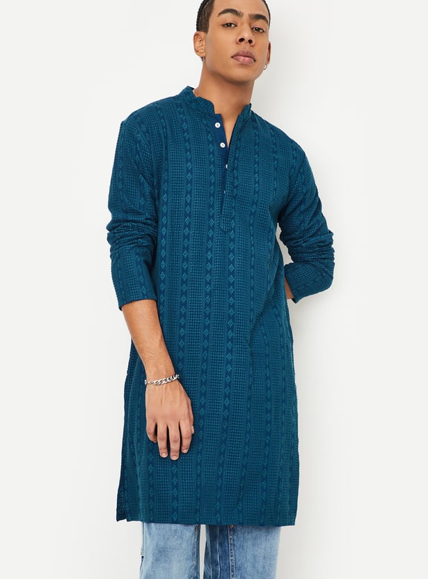 Men Embroidered Regular Fit Kurta