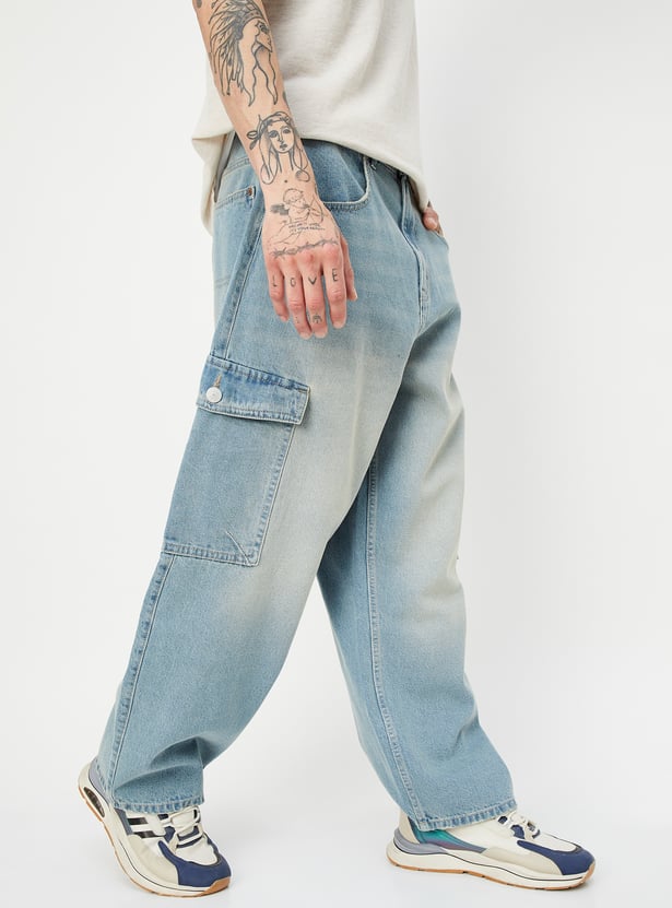 Men Washed Loose Fit Cargo Jeans