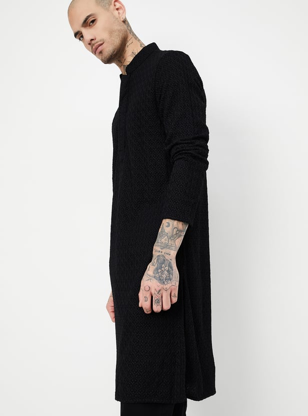 Men Embroidered Regular Fit Kurta