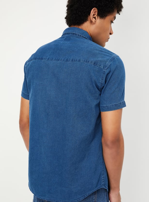 Men Solid Regular Fit Denim Shirt