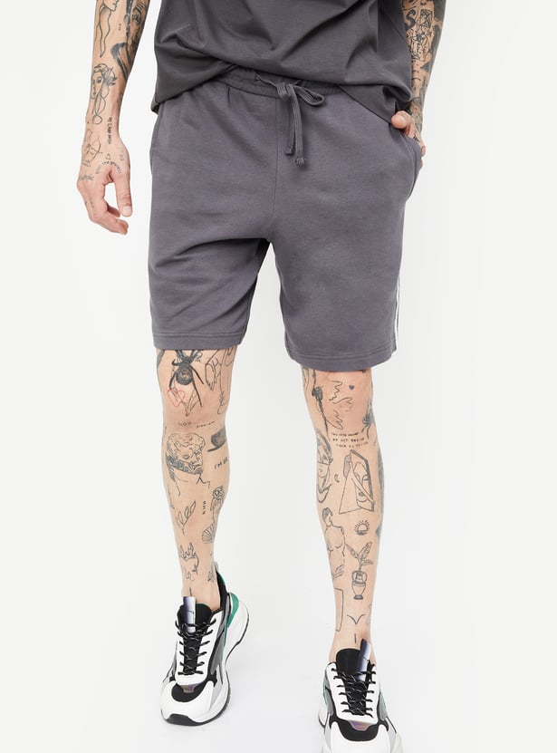 Men Side Striped Sports Shorts