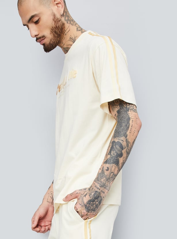 Men Chenile Embroidered Oversized Athleisure T-shirt