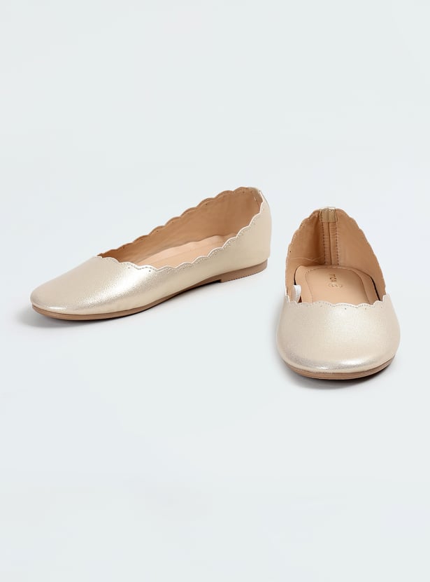 Girls Metallic Finish Ballerinas