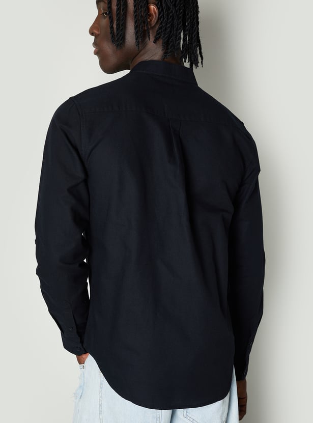 Men Textured Slim Fit Shirt