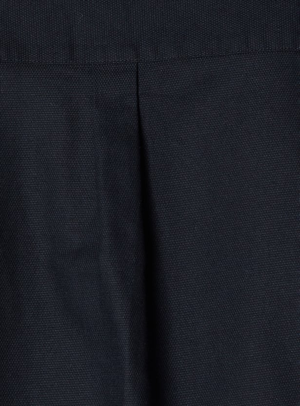 Men Textured Slim Fit Shirt