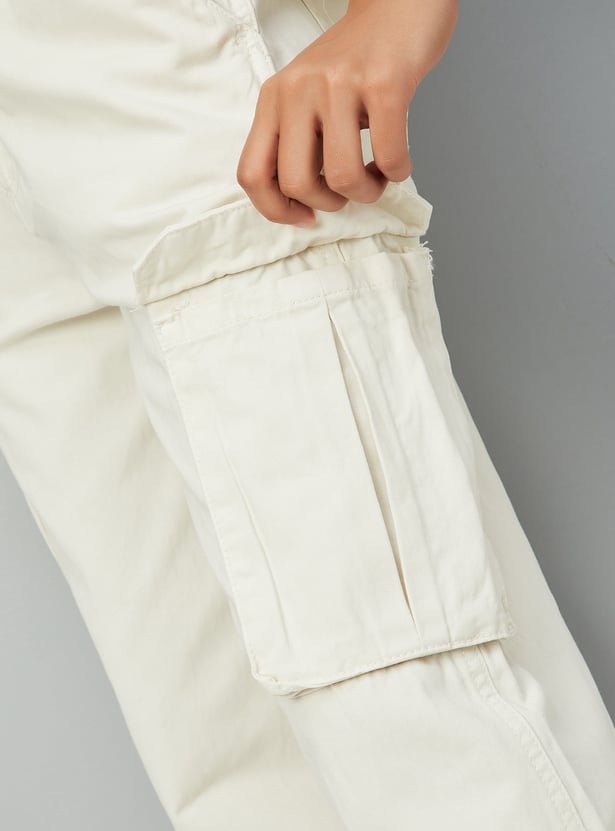 Women Solid Cargo Jeans