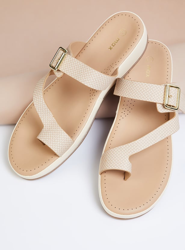 Women Textured One-Toe Platforms