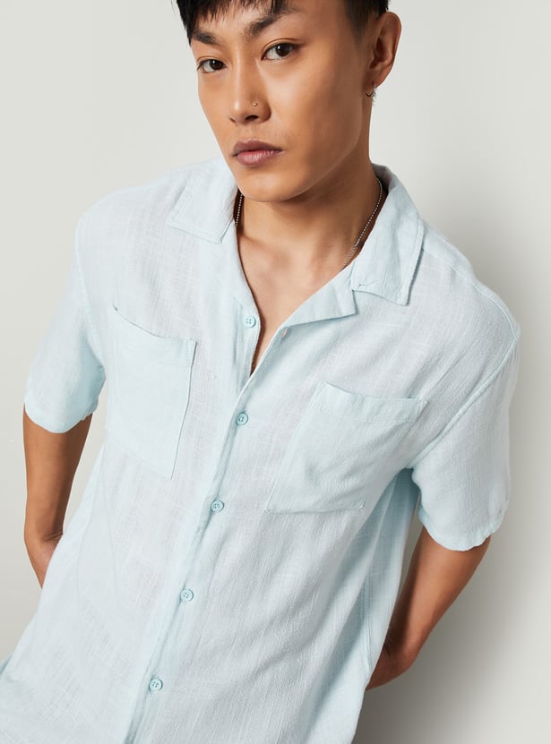 Men Textured Relaxed Fit Shirt