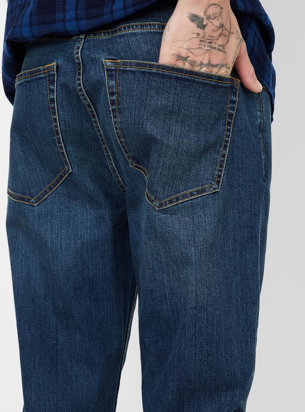 Men Washed Carrot Fit Jeans
