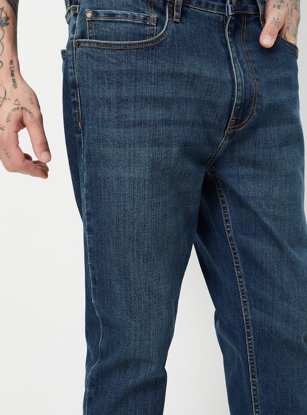 Men Washed Carrot Fit Jeans
