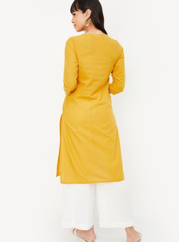 Women Yellow & Beige Checked Kurta With Trousers