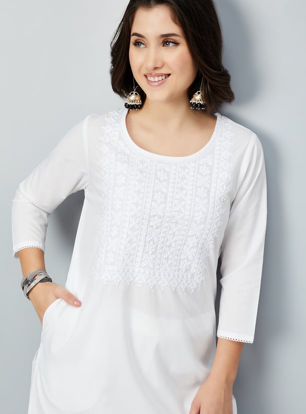 Women'S Red & White Yoke Design Straight Kurta main image 0