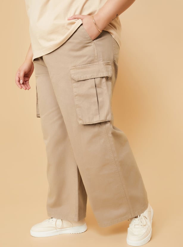 Women Solid Cargo Jeans