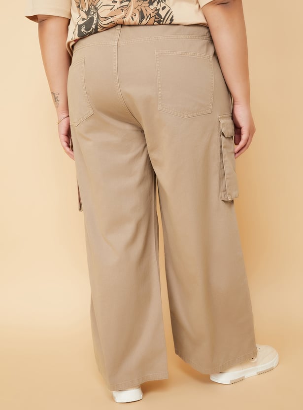 Women Solid Cargo Jeans