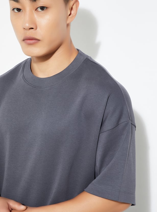 URB_N Men Solid Boxy Fit T-shirt