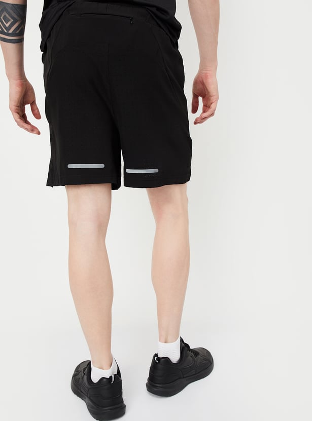 Men Solid Regular Fit Sports Shorts