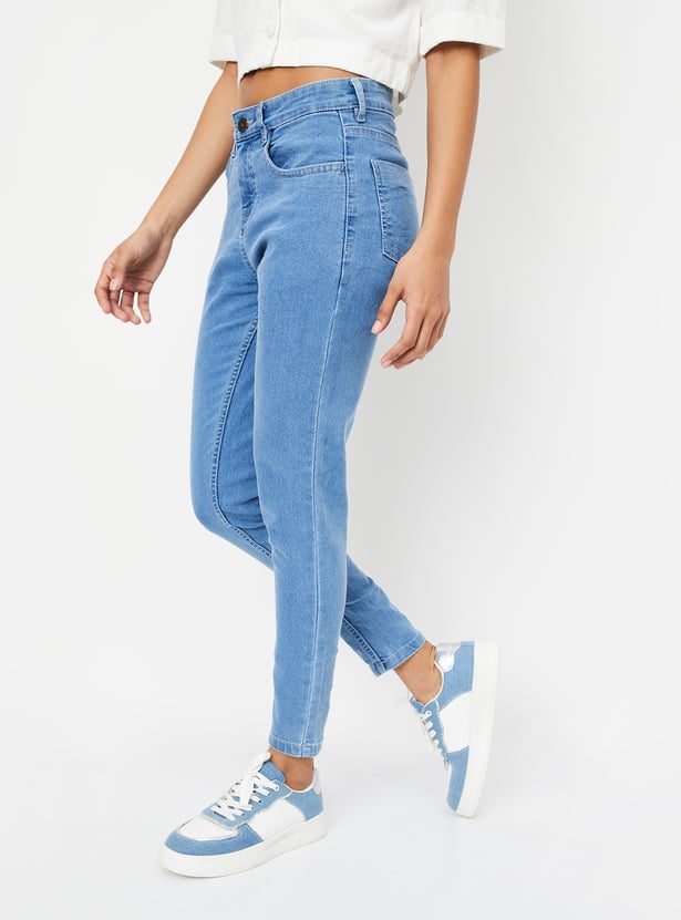 Women Solid Skinny Fit Jeans