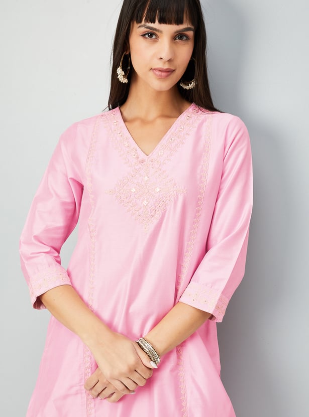 Women Embroidered Straight Kurta Set