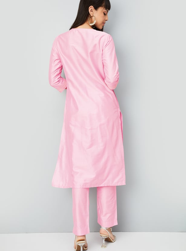 Women Embroidered Straight Kurta Set