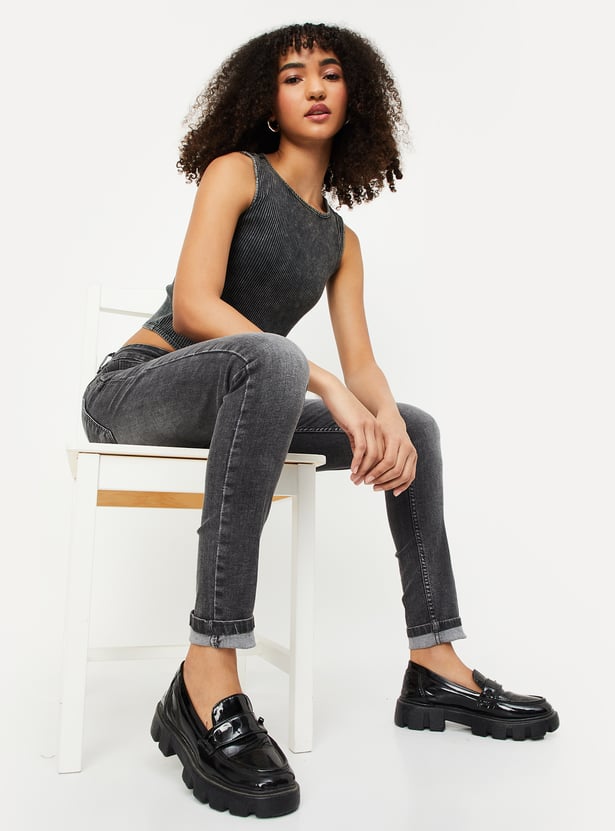 Women Skinny Fit Push-Up Jeans