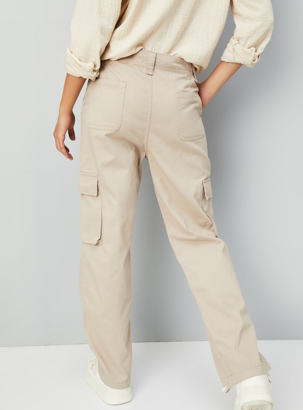 Women Solid Cargo Jeans