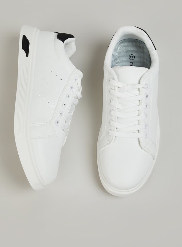 Men Colourblock Lace Up Sneakers