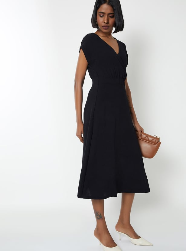 Women Solid Wrap Midi Dress