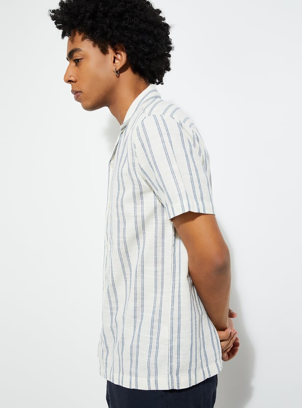 URB_N Men Striped Regular Fit Shirt