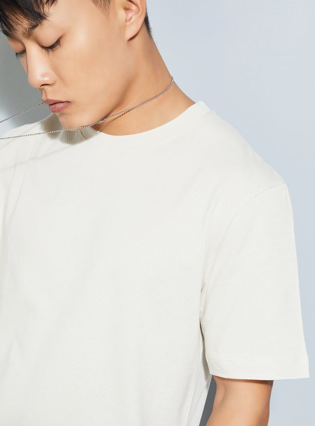 URB_N Men Textured T-shirt